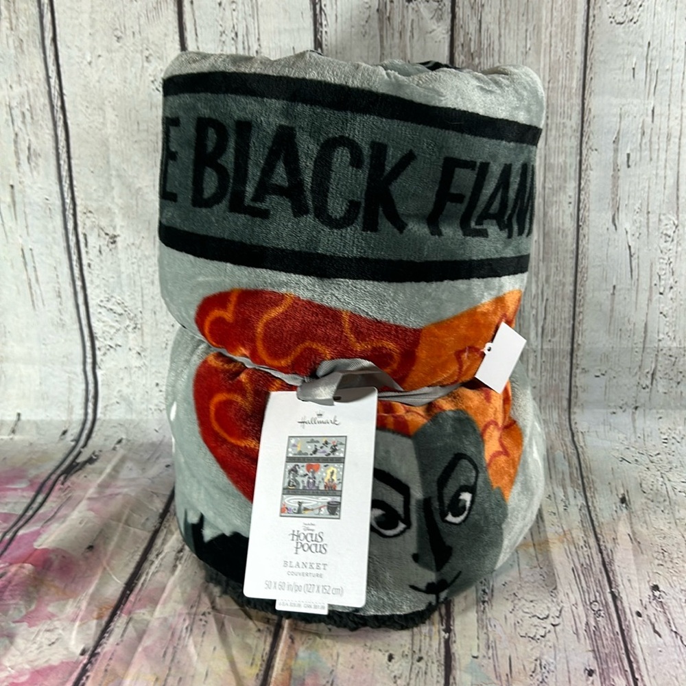 Hallmark Hocus Pocus Blanket